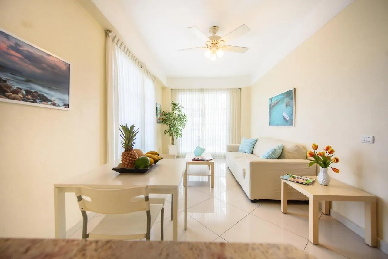 Hotel Shakey Santo Domingo Dominican Republic